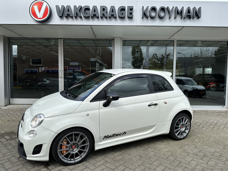 62HKH3_49526.jpg